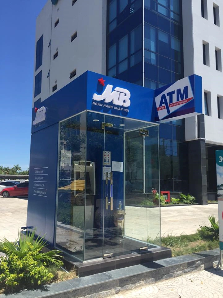 Thi công các công trình quảng cáo