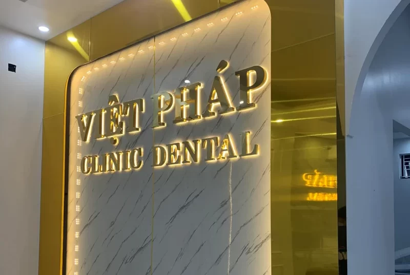 Thi công quảng cáo cho Nha khoa Việt Pháp Clinic Dental